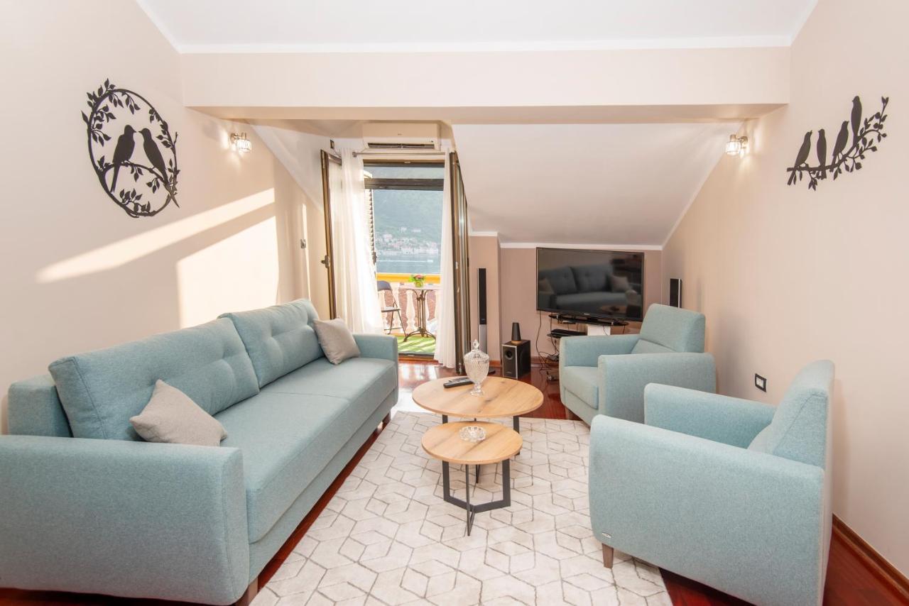 Apartment Ena With Amazing Sea View โกตอร์ ภายนอก รูปภาพ